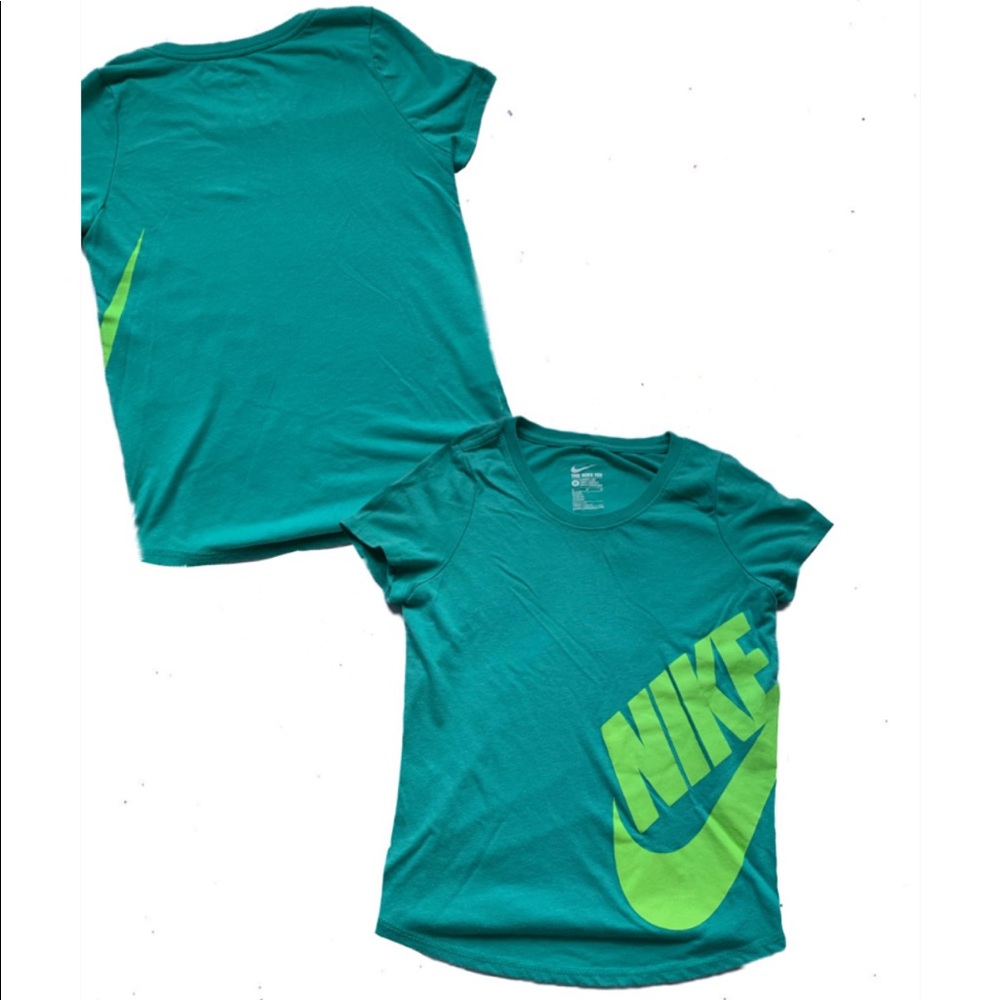 Nike girls cotton tee